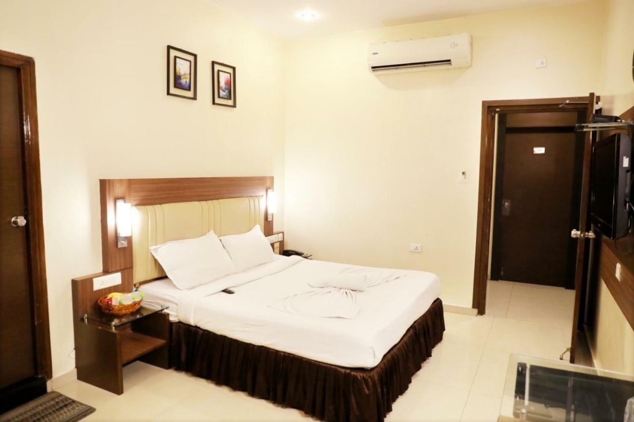 Hotel Swagath Grand Nagole Hyderabad Eksteriør bilde